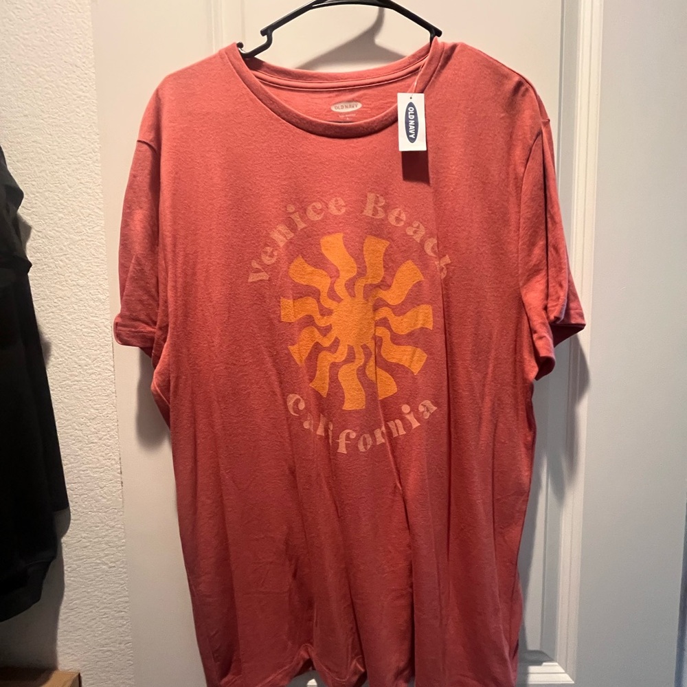 Old Navy Red and Orange Graphic Tee